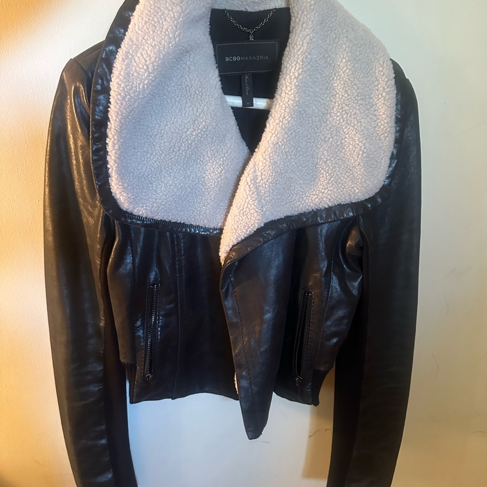 BCBGMAXAZRIA -  Leather Jacket Sherpa Shearling Collar Cropped